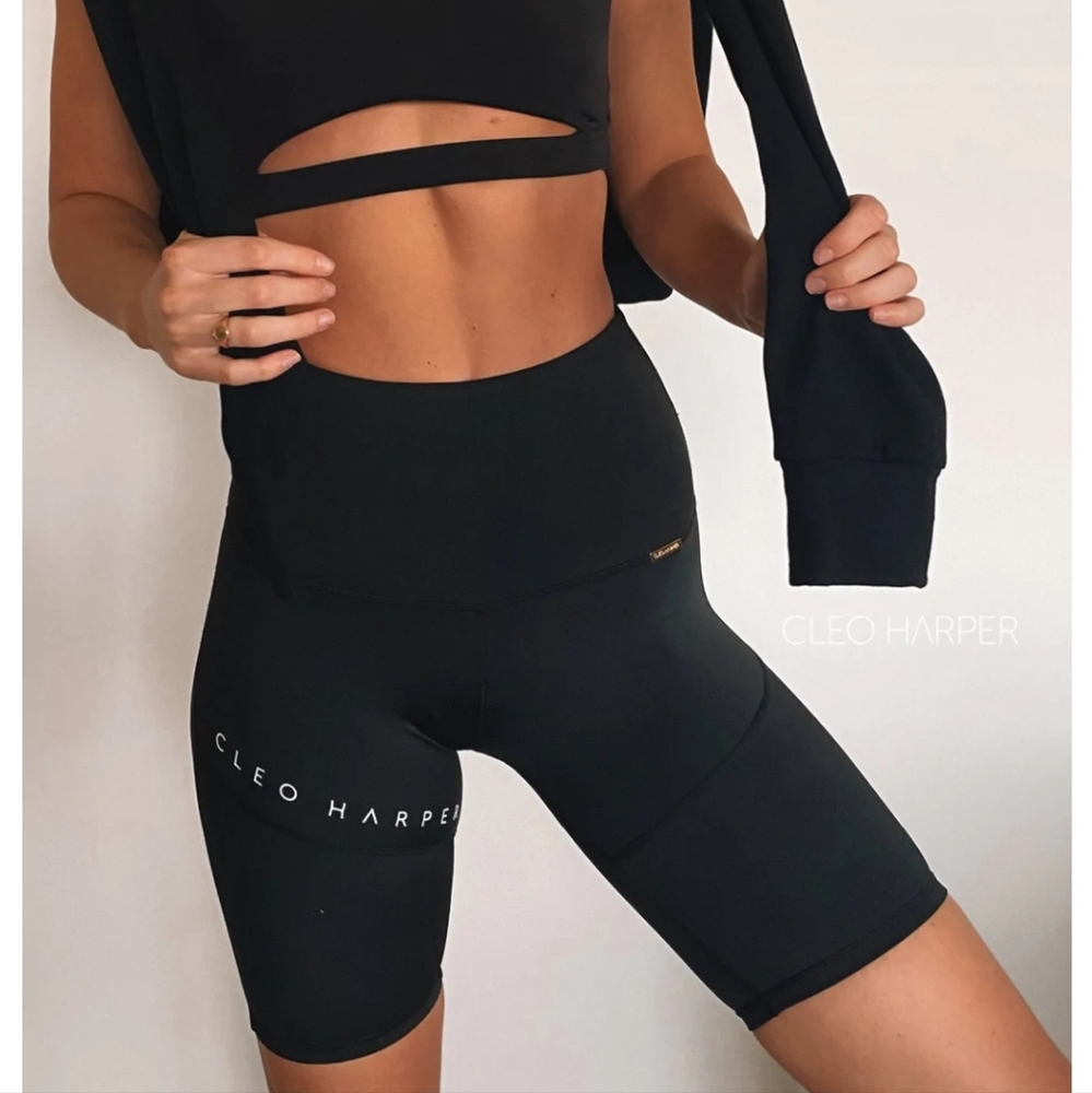 Cleo Harper black tour shorts NWT